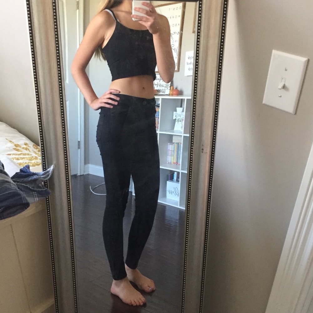 AE High Waisted Black Jeans